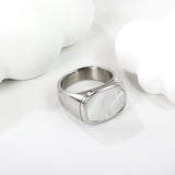 Cast Crafted Sticky White Oversized Shell Ring Square Gold Polished Stainless Steel Ring Wholesale