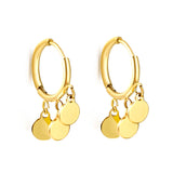 Circle earrings with 3 round accessories