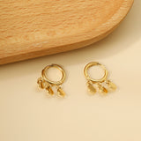 Circle earrings with 3 round accessories