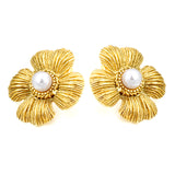 27.6*28.7mm textured four petal leaf with 7mm white glue bead stud earrings gold color