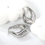 Hollow U-shaped peach heart ear clips 23.7*26.5mm Steel/Golden