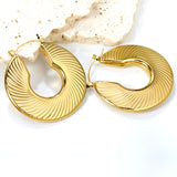 Hollow open round threaded earloop*40.2mm Gold color