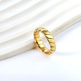 Minimalist Solid Color Wheat Ring Twisted Stripe Niche Ring