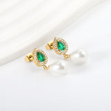 Pendientes Corazón de Diamantes Verdes + Aros de Diamantes Blancos con Perlas Blancas en Forma de Lágrima