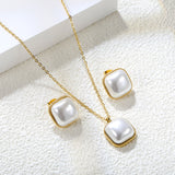 16.5*16.5mm Twisted Edge Square with White Pearl Set