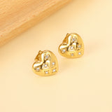 Heart shaped earrings with 6 white diamonds 15*14.3mm