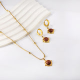 Red Aventurine Set Steel/Gold