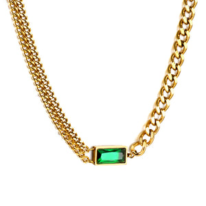 Collier Pendentif Rectangle avec Diamants Verts 40+5cm