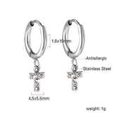 1.6x10mm circle with T-shaped white diamond stud earrings