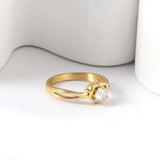 Heartwarming cycle solitaire ring female light luxury niche design flower zirconia exquisite high sense index finger ring