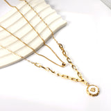 Collier pendentif composite coquillages blancs