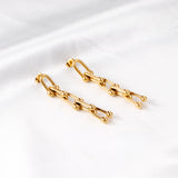 The most elegant five-ring horseshoe dangle earrings