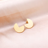 Round Stud Earrings with Missing Angle