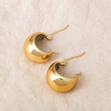 Stainless steel niche personalized retro C-shaped ball earrings women's 18K gold earrings earrings ear buckle