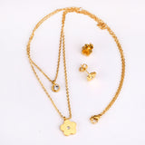 Steel/Gold Double Chain Pendant Jewelry Set with Diamonds in the Center with Five Flowers