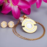 Gold Round Pendant with Two Xichang Scalloped Sticky Shells Jewelry Set