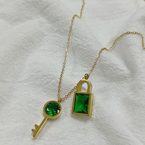 18k Gold Plated Key Lock With Green Diamond Accessory Necklace