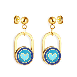 Pendientes de acero con forma de corazón azul