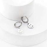 New 1.6x11mm Circle With Smiley Face Earrings