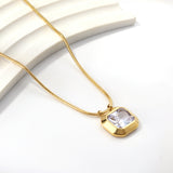 Pendant necklace with square zirconia